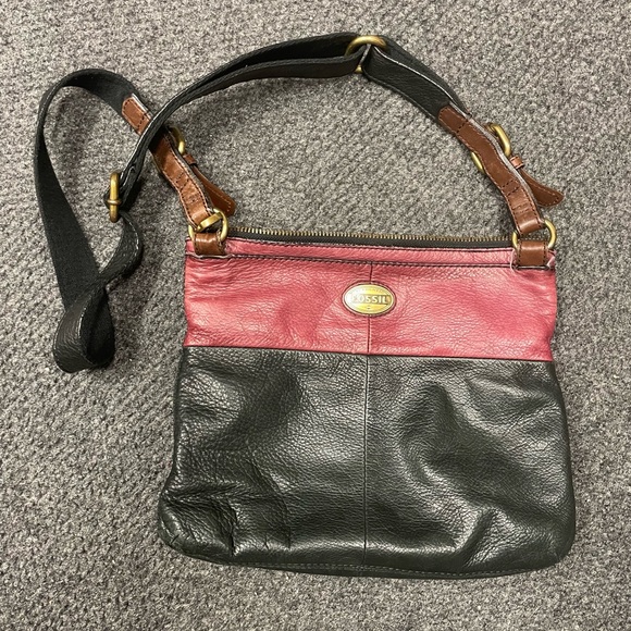 Fossil Handbags - Fossil Explorer Two-Tone Leather Crossbody Bag Red Black Vintage Y2K Soft